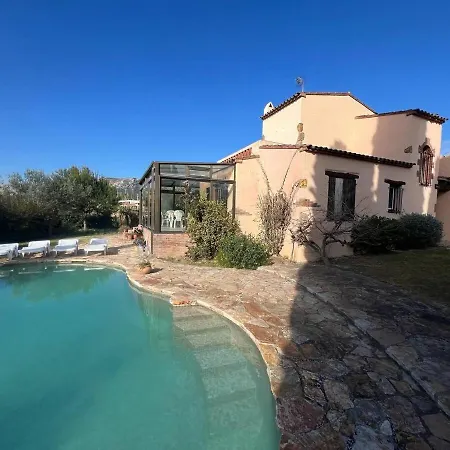 Holiday home With Private Pool Torroella De Montgri