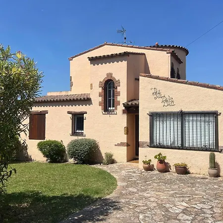 בית נופש Cs 124 With Private Pool *
